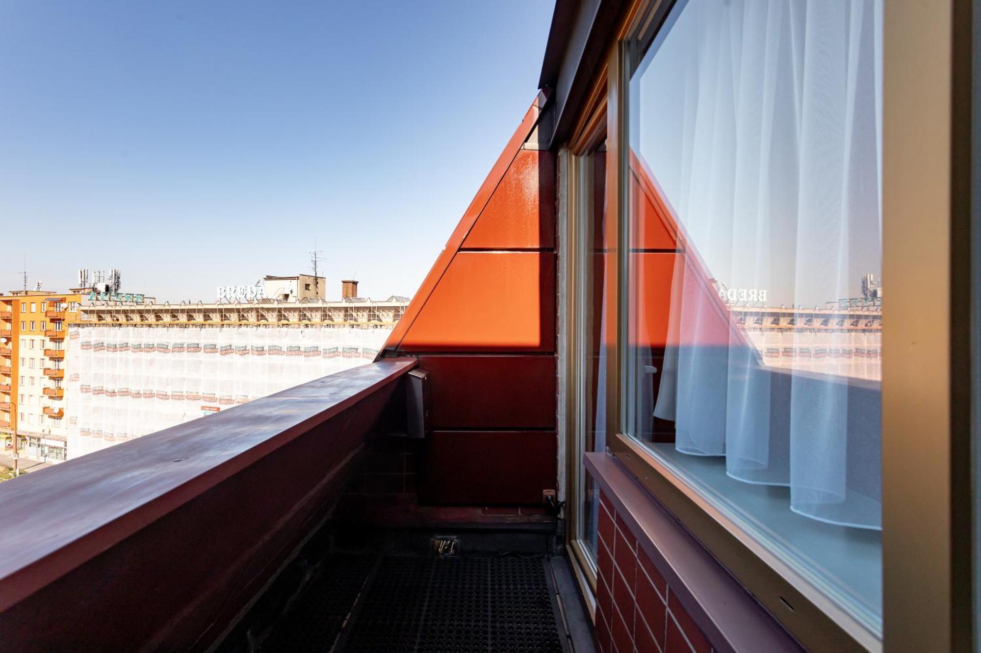 Hotel Koruna โอปาวา ภายนอก รูปภาพ